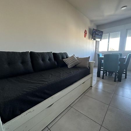 Departamento Por Dia Para 4 Personas Con Cochera Cubierta En Баия-Бланка Экстерьер фото